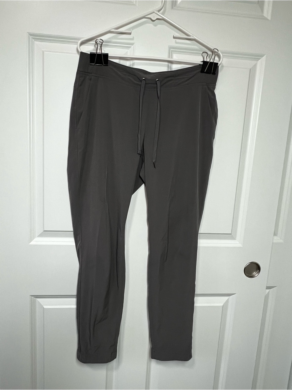 Athleta Lightweight Stretch Travel Hiking Athlesiure Pants Grey Womens 10